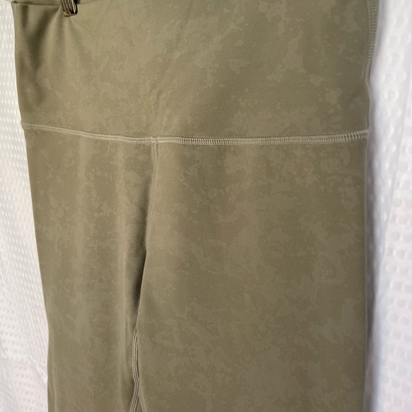 Concrete Smooth Hi-Rise 7/8 - Picture 2 of 2